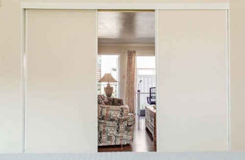 Madrona Condo | 2 BD/Quiet Community/Close to Food + Shopping