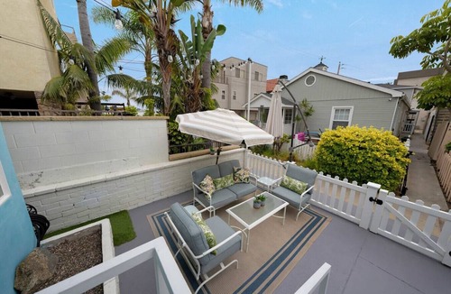 Mission Beach Condo | Relaxing Beach Cottage Retreat