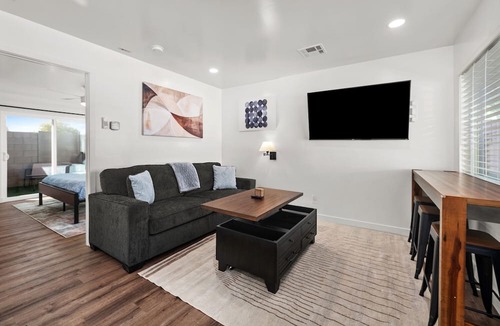 Garfield Apartment | Haworthia Retreat in the Heart of Downtown Phoenix