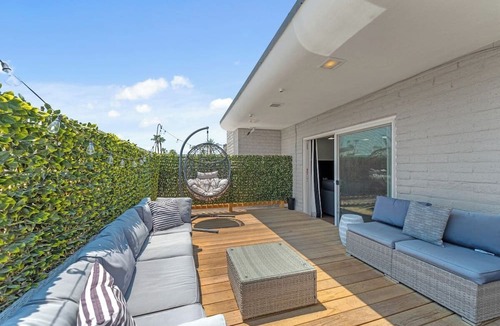 Brown and Stetson Business Condo | Old Town Chic, a stylish condo in the best location