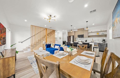Rampart Village House | 4BR/4BA Home in Los Angeles With Parking Sleeps 12