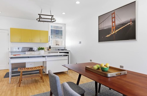 China Basin House | Peaceful 2-bedroom townhome in the heart of San Francisco with a touch of Zen