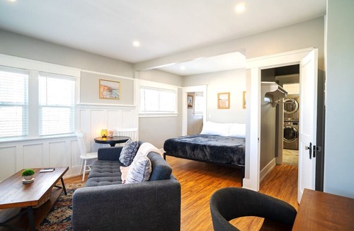 South Park Apartment | Charming Studio Balboa Park W/D