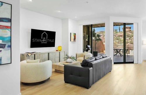 Troon North Condo | SWSS 3BR Golden Horizon | Troon Views, Pool, Hot Tub, Elevator & 30‑Day Minimum