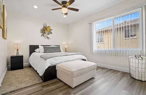Belmont Heights Apartment | The Termino Treasure-Walk to Beach-Coastal Comfort
