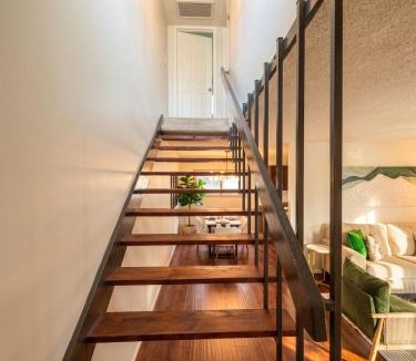 Point Loma Heights Apartment | Point Loma Oasis with Tennis Pool and more Coastal Vibe