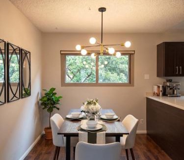 Point Loma Heights Apartment | Point Loma Oasis with Tennis Pool and more Coastal Vibe