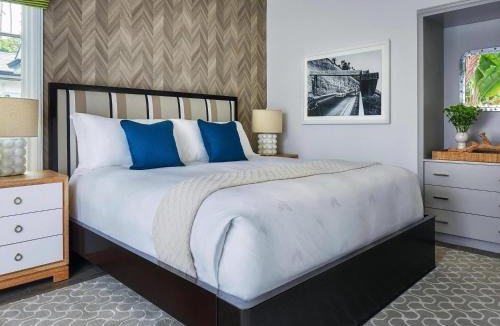 Wilshire Montana Hotel | Fairmont Miramar Hotel & Bungalows