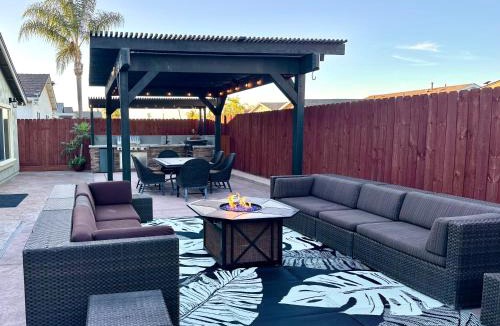 Mira Mesa House | 2 Masters, Newly renovated with new furnishings - 4BR 3BA