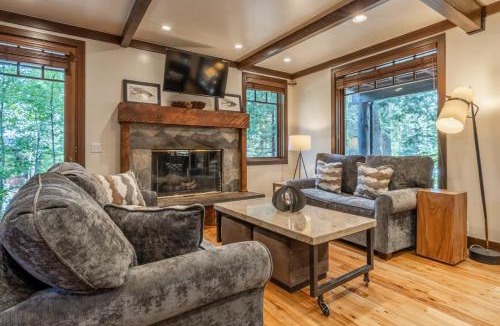 Homewood House | Cedar Crest - Owl Cottage 9