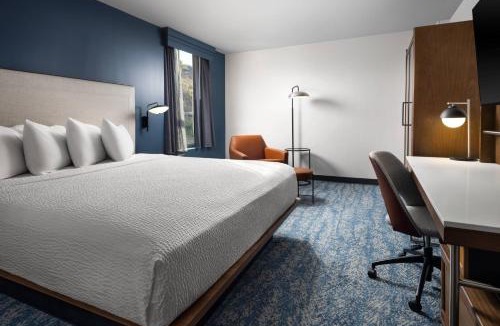 Mission Valley West Hotel | Courtyard by Marriott San Diego Mission Valley/Hotel Circle