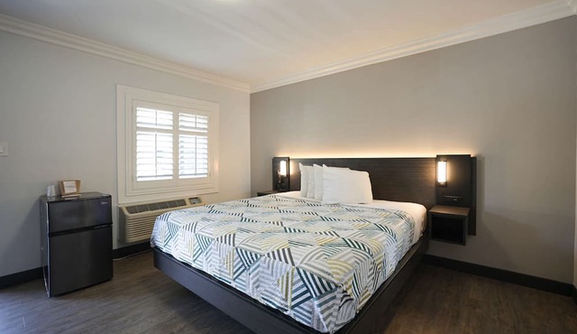 Motel 6 Tustin, CA – Orange County