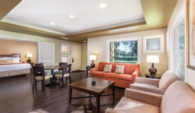 Wyndham Orange Tree Resort |1BR/1BA King Bed Suite