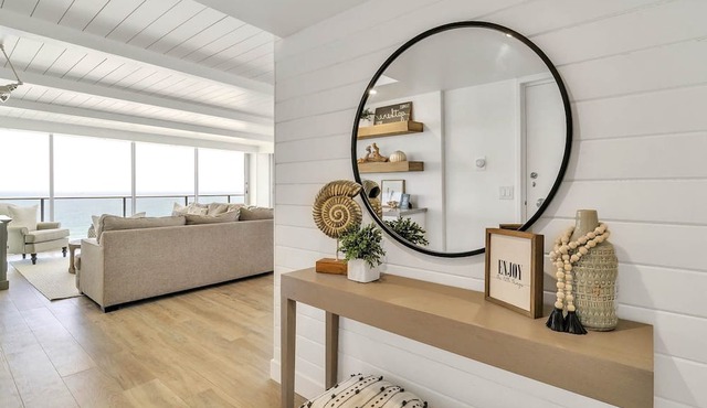 Coronado Dream Luxury Oceanfront Condo! Location, Location, Location!