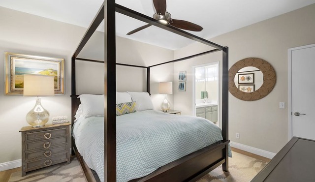 Newly renovated Duplex steps to the sand 3bd/3bath