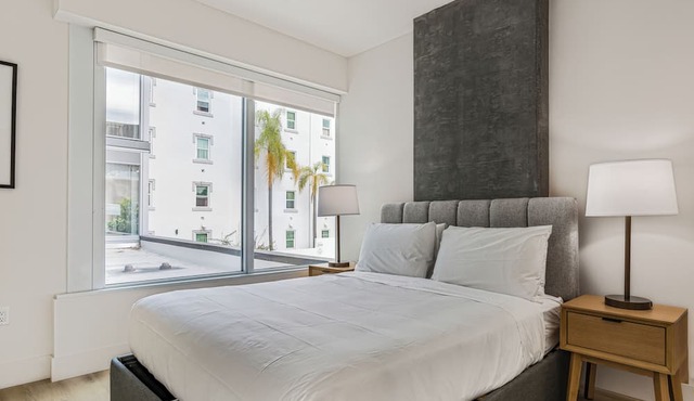 Rooftop Spa + Fitness Studio + BBQ Area | Walk to Dining & Waterfront | Ancora
