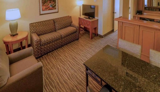 1 King Bed|Business,Nsmk, Kitchen