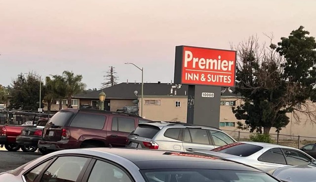 2 Queen Beds Non-Smoking