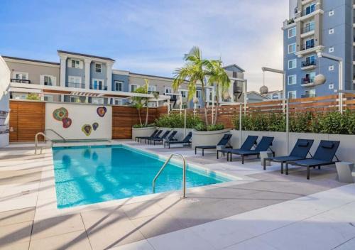 @ Marbella Lane - Grand 2BR w/Beach & Ocean Views