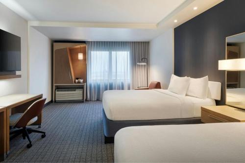 Courtyard by Marriott Redwood City