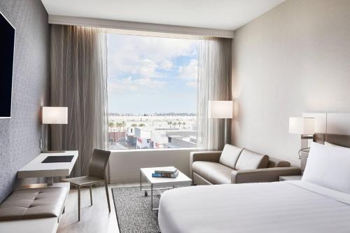 AC Hotel by Marriott Los Angeles South Bay