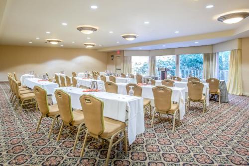 Crowne Plaza San Diego - Mission Valley by IHG