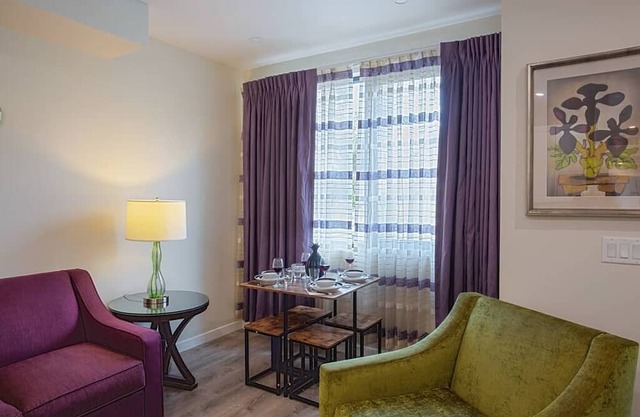 Luxurious One Bedroom Suite with Balboa Park View